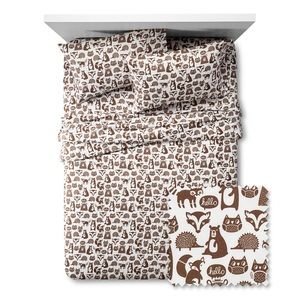Pillowfort Forest Friends Twin Sheet Set
